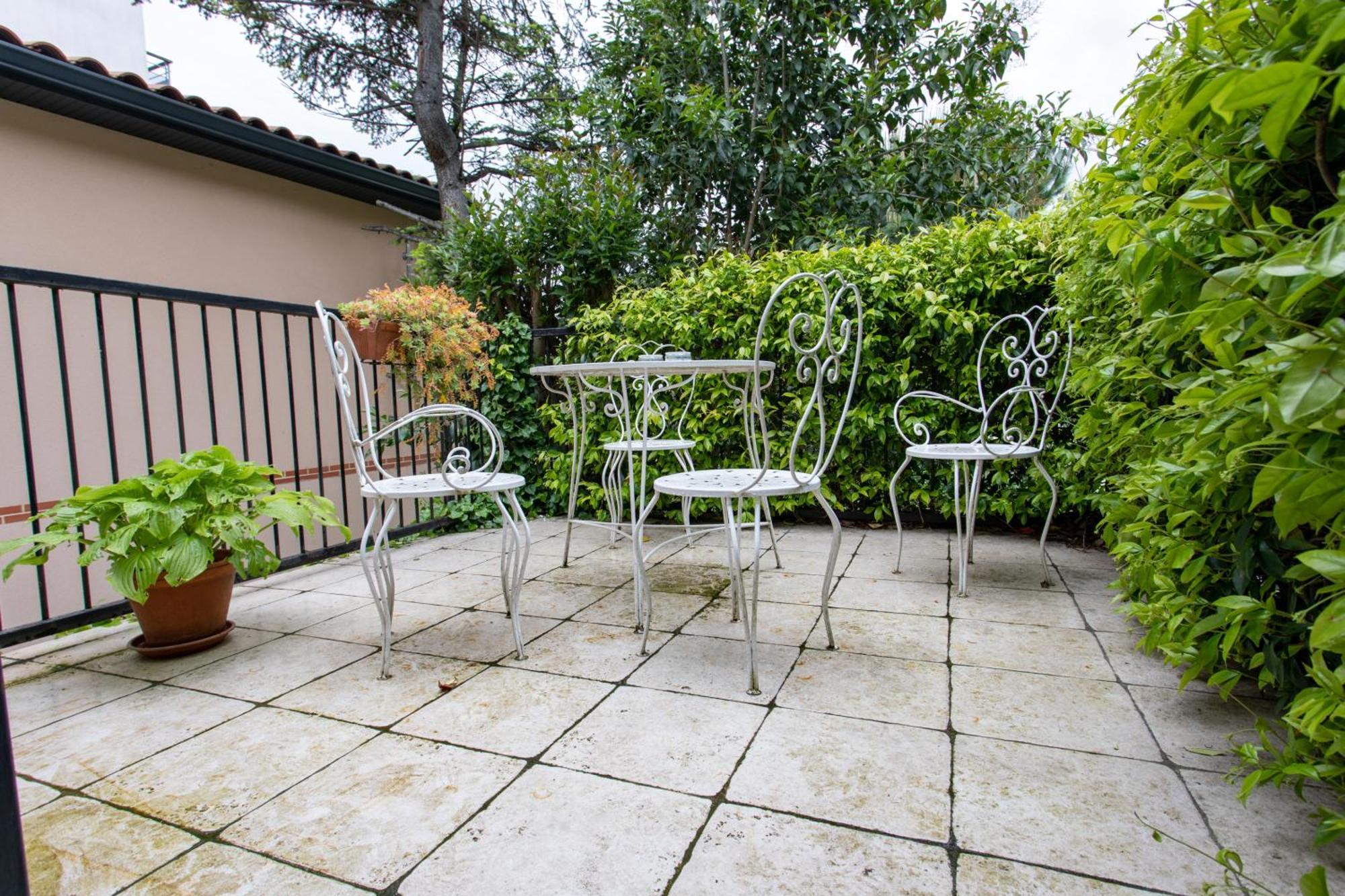 T2 Toulouse 40M2, Lit Queen Size, Climatisation, Quartier Sympa, Terrasse Bagian luar foto